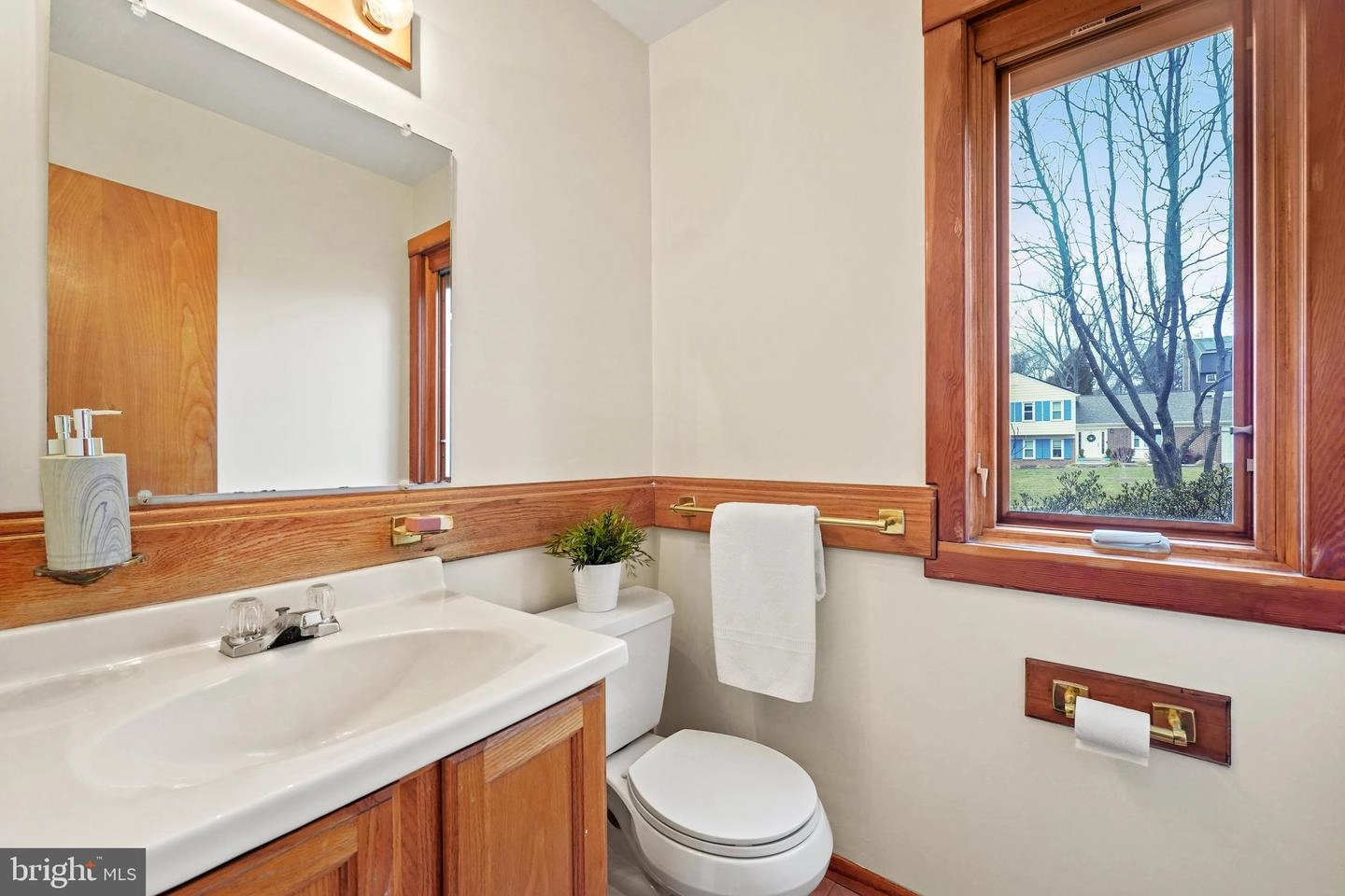 15205 Watergate Rd, Silver Spring, MD 20905 photo 23