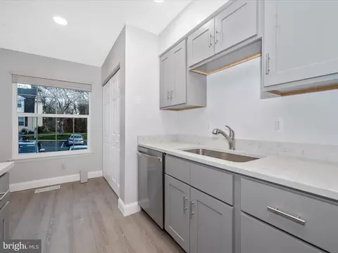 2704 Fairdale Ter, Silver Spring, MD 20905 photo 22