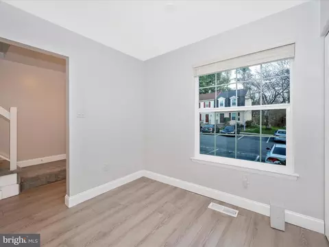 2704 Fairdale Ter, Silver Spring, MD 20905 photo 11