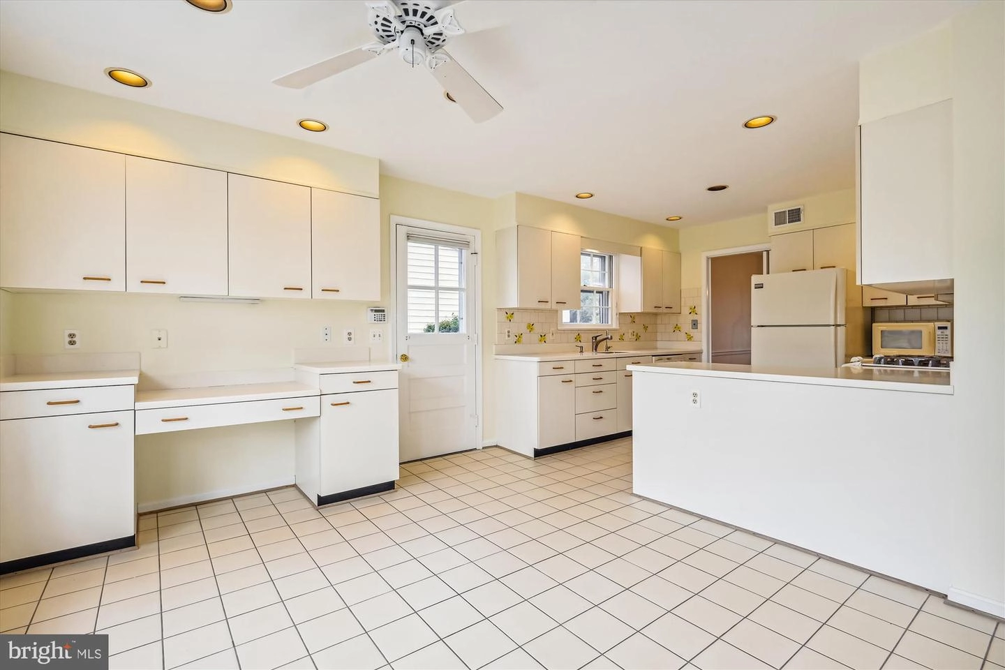 1604 Crestline Rd, Silver Spring, MD 20904 photo 13