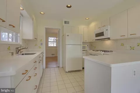 1604 Crestline Rd, Silver Spring, MD 20904 photo 18