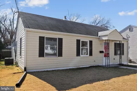 Exterior - 2710 Sheraton St, Silver Spring, MD 20906 photo 10 of 10