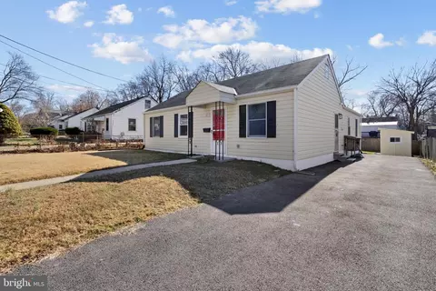 Exterior - 2710 Sheraton St, Silver Spring, MD 20906 photo 7 of 10