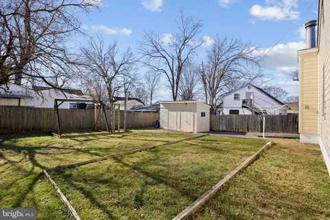 Exterior - 2710 Sheraton St, Silver Spring, MD 20906 photo 3 of 10