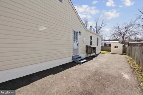 Exterior - 2710 Sheraton St, Silver Spring, MD 20906 photo 9 of 10