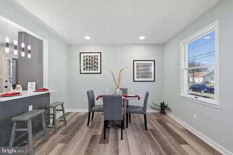 Dining - 2710 Sheraton St, Silver Spring, MD 20906 photo 3 of 4