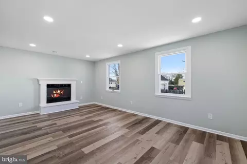 Living - 2710 Sheraton St, Silver Spring, MD 20906 photo 4 of 4