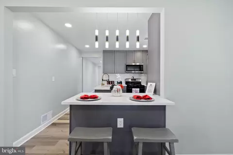Kitchen - 2710 Sheraton St, Silver Spring, MD 20906 photo 2 of 9