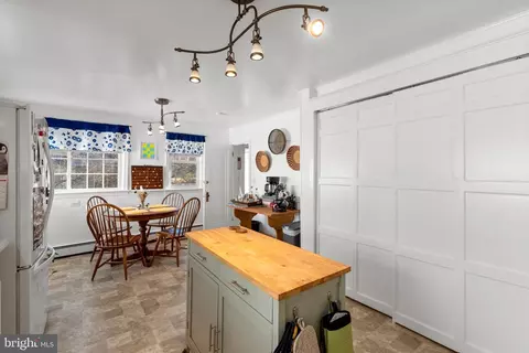 9013 Colesville Rd, Silver Spring, MD 20910 photo 13