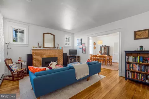 9013 Colesville Rd, Silver Spring, MD 20910 photo 7