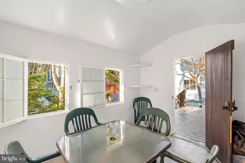 9013 Colesville Rd, Silver Spring, MD 20910 photo 54