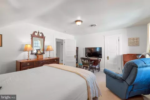 9013 Colesville Rd, Silver Spring, MD 20910 photo 29