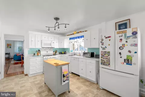 9013 Colesville Rd, Silver Spring, MD 20910 photo 15