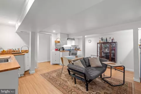 9013 Colesville Rd, Silver Spring, MD 20910 photo 46