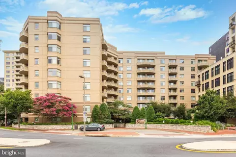 7111 Woodmont Ave #508, Chevy Chase, MD 20815