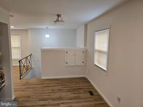 Entry Way - 13306 Georgia Ave, Silver Spring, MD 20906 photo 4 of 10