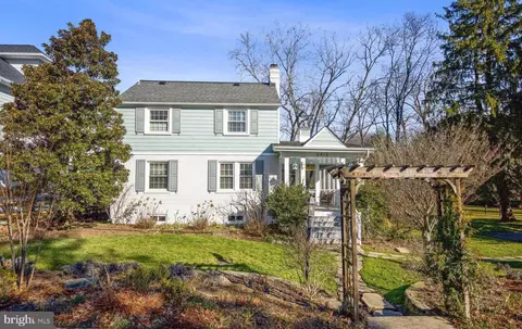 3415 Oberon St, Kensington, MD 20895