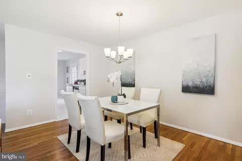 12820 Middlevale Ln, Silver Spring, MD 20906 photo 9