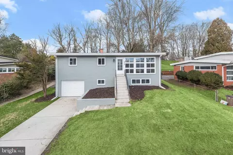 608 Mcintyre Rd, Rockville, MD 20851