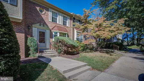14516 Macbeth Dr, Silver Spring, MD 20906