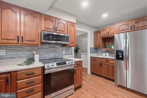 12620 Viewside Dr, North Potomac, MD 20878 photo 17