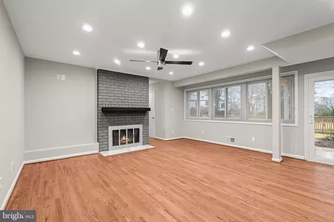 12620 Viewside Dr, North Potomac, MD 20878 photo 18