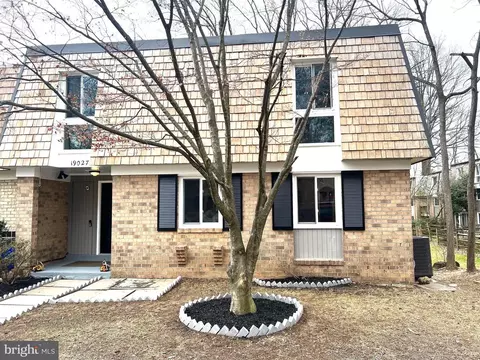 19027 Stedwick Dr, Montgomery Village, MD 20886