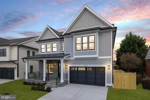 6415 Winnepeg Rd, Bethesda, MD 20817