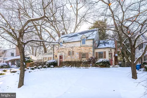 5306 Worthington Dr, Bethesda, MD 20816