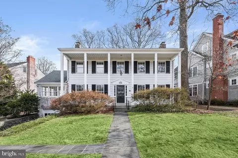 5505 Albia Rd, Bethesda, MD 20816