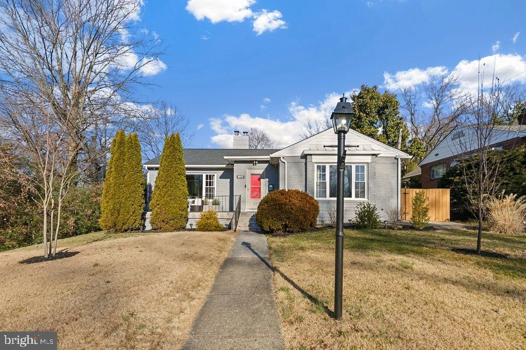 1917 Plyers Mill Rd, Silver Spring, MD 20902 photo 2