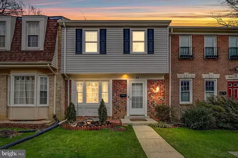 28 Hibiscus Ct #14-4, Gaithersburg, MD 20878