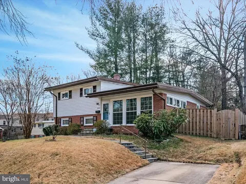 2323 Pinneberg Ave, Rockville, MD 20851