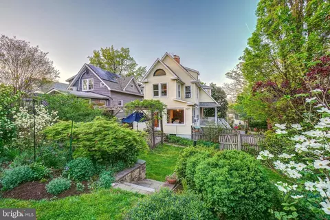 317 Boyd Ave, Takoma Park, MD 20912