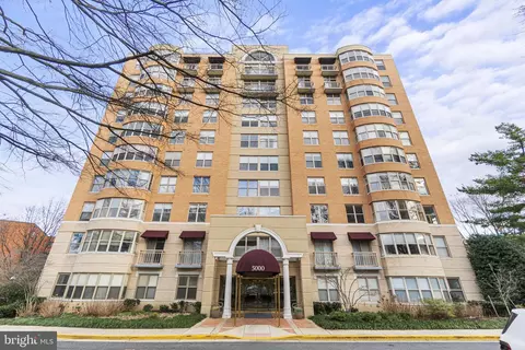 5000 Battery Ln #304, Bethesda, MD 20814