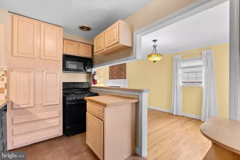 Kitchen - 3807 Littleton St, Silver Spring, MD 20906 photo 3 of 4