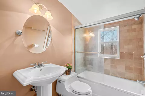 Bath - 3807 Littleton St, Silver Spring, MD 20906 photo 2 of 3
