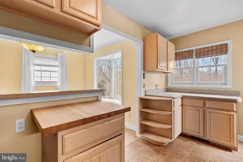 Kitchen - 3807 Littleton St, Silver Spring, MD 20906 photo 4 of 4