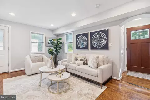 6701 Prince Georges Ave, Takoma Park, MD 20912