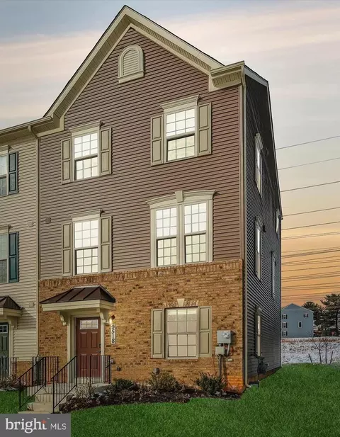 9518 Autumn Berry Pl, Montgomery Village, MD 20886