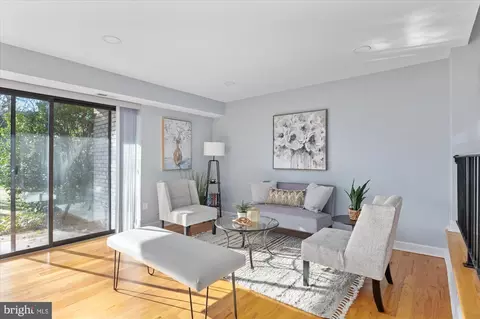 10853 Amherst Ave #1, Silver Spring, MD 20902 photo 4