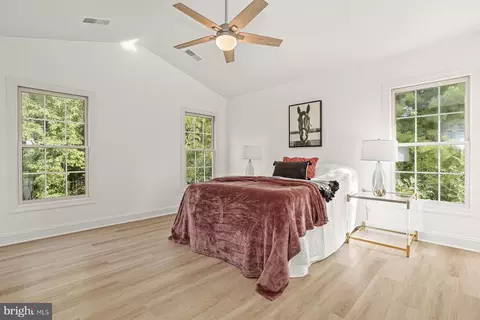 Bedroom - 326 Flannery Ln, Silver Spring, MD 20904 photo 1 of 6