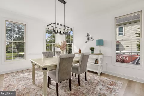 Dining - 326 Flannery Ln, Silver Spring, MD 20904 photo 4 of 4