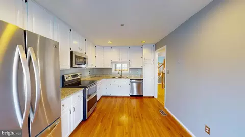 1922 Westchester Dr, Silver Spring, MD 20902 photo 4