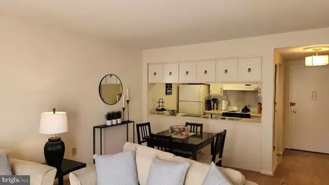 3376 Chiswick Ct #52-1D, Silver Spring, MD 20906 photo 8