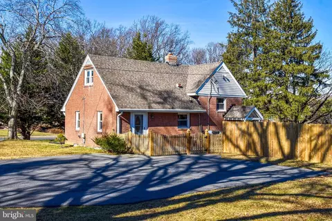 Exterior - 702 Snider Ln, Silver Spring, MD 20905 photo 2 of 6