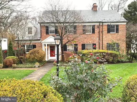 4707 Broad Brook Dr, Bethesda, MD 20814