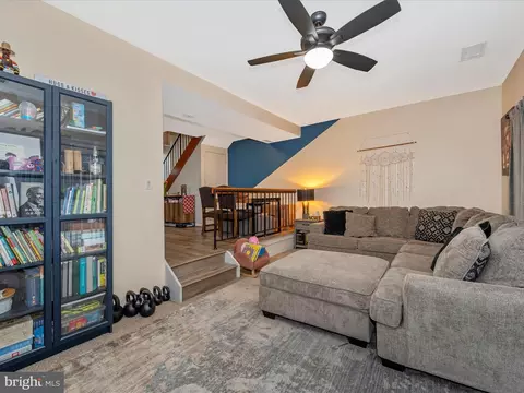 3318 Claridge Ct, Silver Spring, MD 20902 photo 9