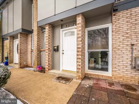3318 Claridge Ct, Silver Spring, MD 20902 photo 2