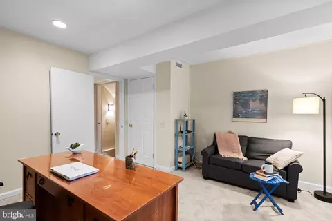Dining - 14005 Pond View Rd, Silver Spring, MD 20905 photo 4 of 4